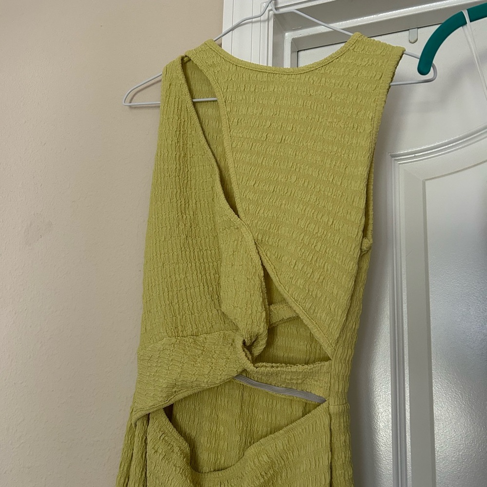 SHEIN Textured Cutout Sleeveless Maxi Dress